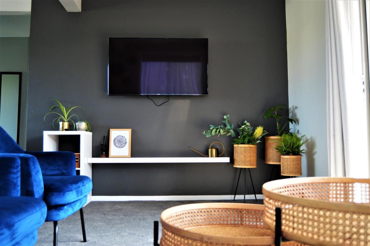 A Designer'S House Villa โรโตรัว ภายนอก รูปภาพ