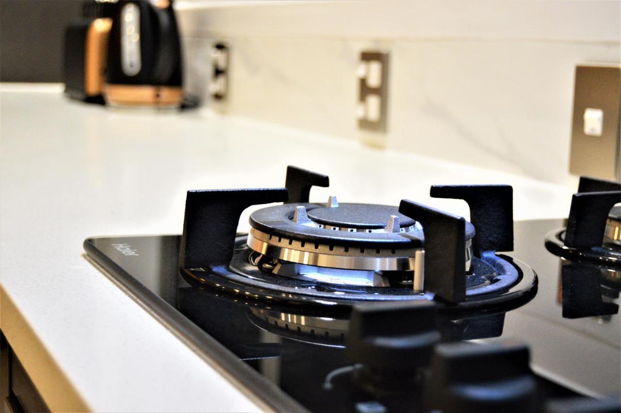A Designer'S House Villa โรโตรัว ภายนอก รูปภาพ